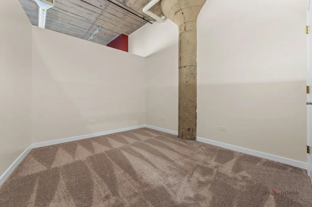 1151 West 14th Place Chicago IL 60608