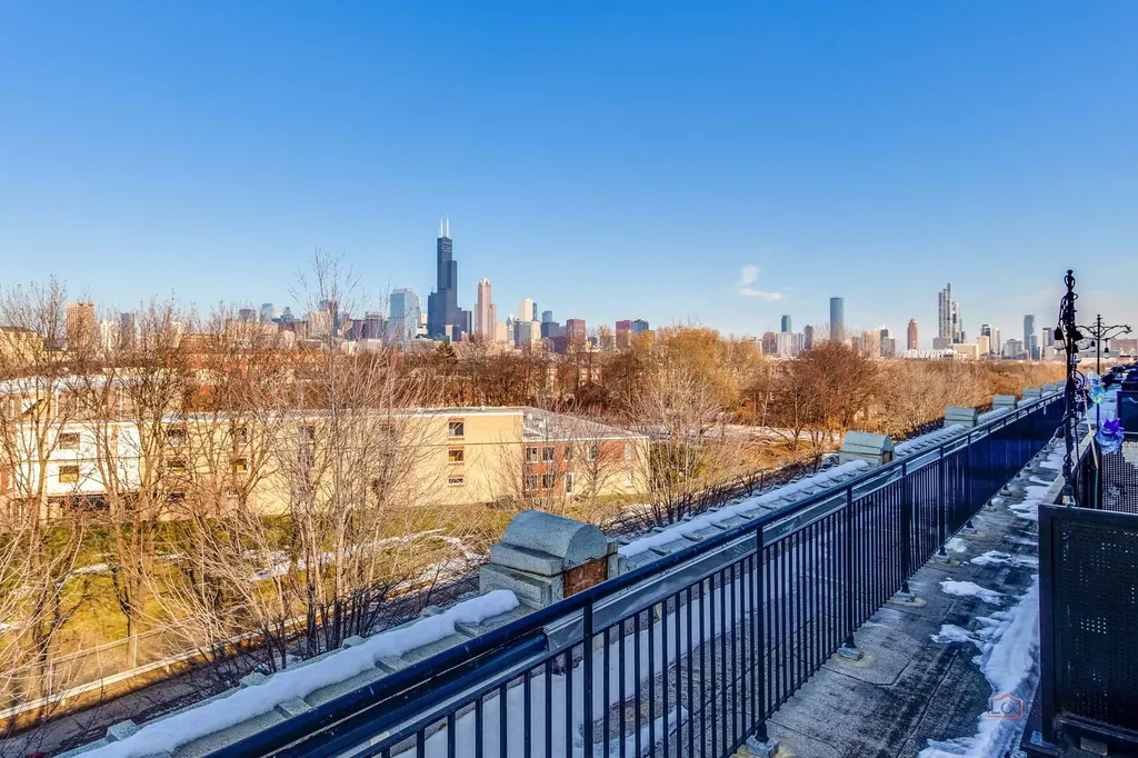 1151 West 14th Place Chicago IL 60608