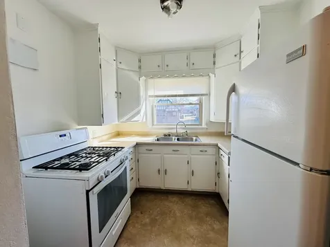 1195 27TH Street Moline IL 61265