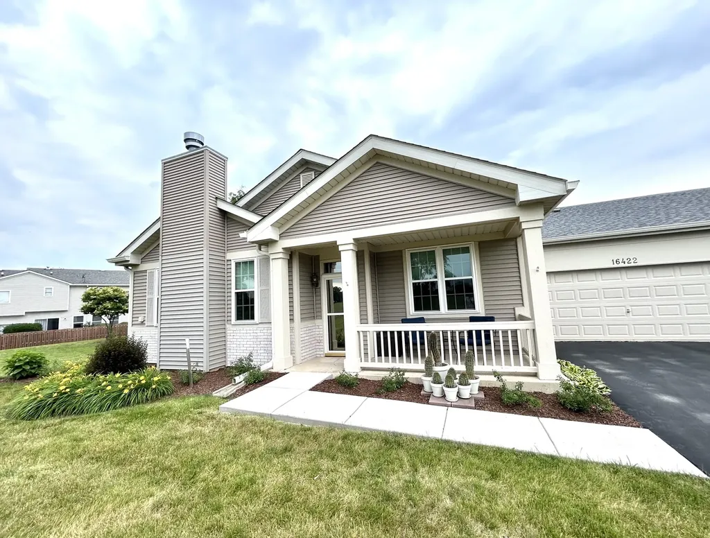 16422 Crescent Lake Court Crest Hill IL 60403