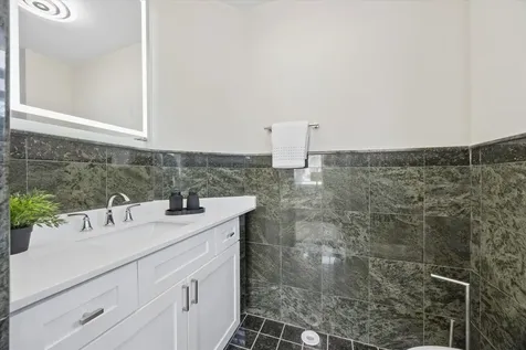 9807 West 57th Street Countryside IL 60525