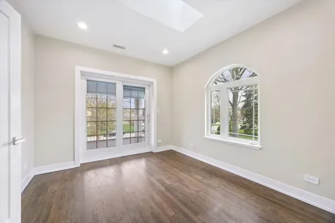9807 West 57th Street Countryside IL 60525