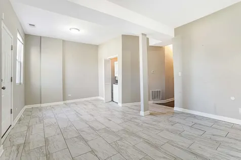 6438 South Eberhart Avenue Chicago IL 60637