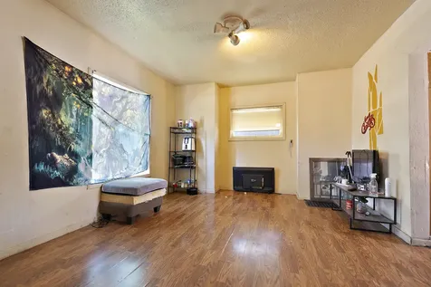 402 Royal Avenue Rockford IL 61101