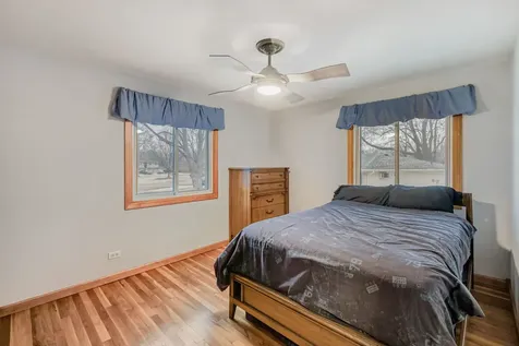 1413 Weyers Court Schaumburg IL 60193