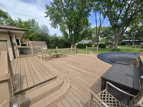 1413 Weyers Court Schaumburg IL 60193
