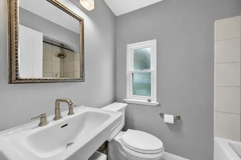 6938 Riverside Drive Berwyn IL 60402
