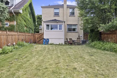 6938 Riverside Drive Berwyn IL 60402