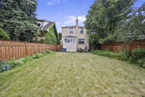 6938 Riverside Drive Berwyn IL 60402