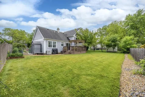 791 Thompson Boulevard Buffalo Grove IL 60089