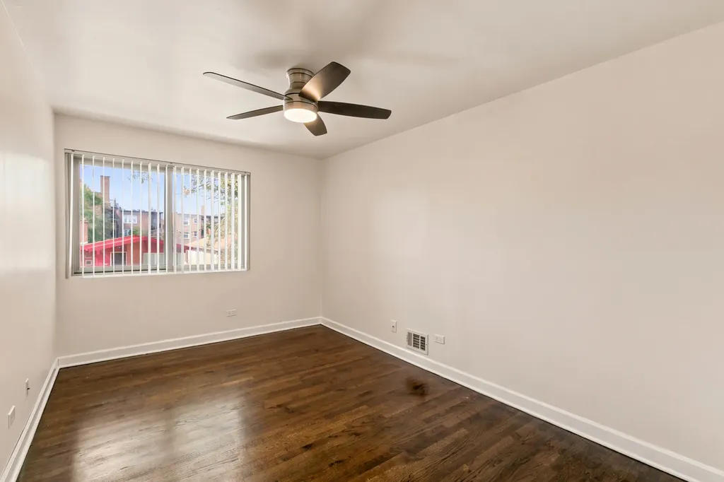 1727 East 74th Street Chicago IL 60649
