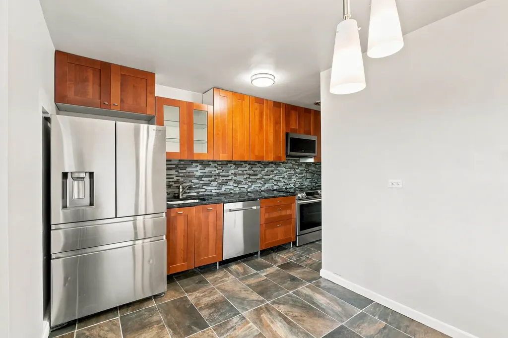 1727 East 74th Street Chicago IL 60649