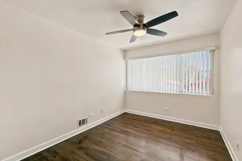 1727 East 74th Street Chicago IL 60649