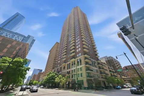 41 East 8th Street Chicago IL 60605