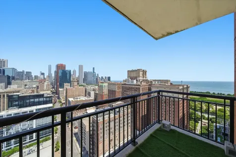 41 East 8th Street Chicago IL 60605