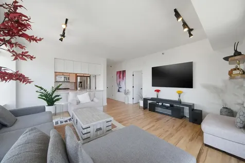 41 East 8th Street Chicago IL 60605