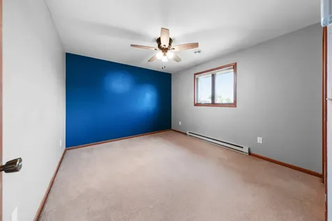 18 Warren Drive Mazon IL 60444