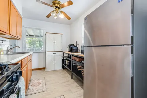 232 Westgate Drive Aurora IL 60506