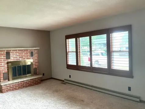 904 Obrien Street Harvard IL 60033