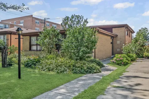 9218 Lavergne Avenue Skokie IL 60077