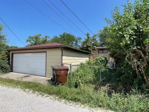 9218 Lavergne Avenue Skokie IL 60077
