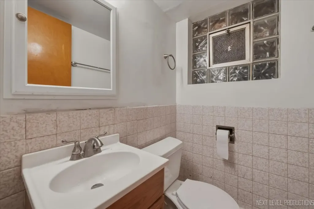 7935 South Blackstone Avenue Chicago IL 60619