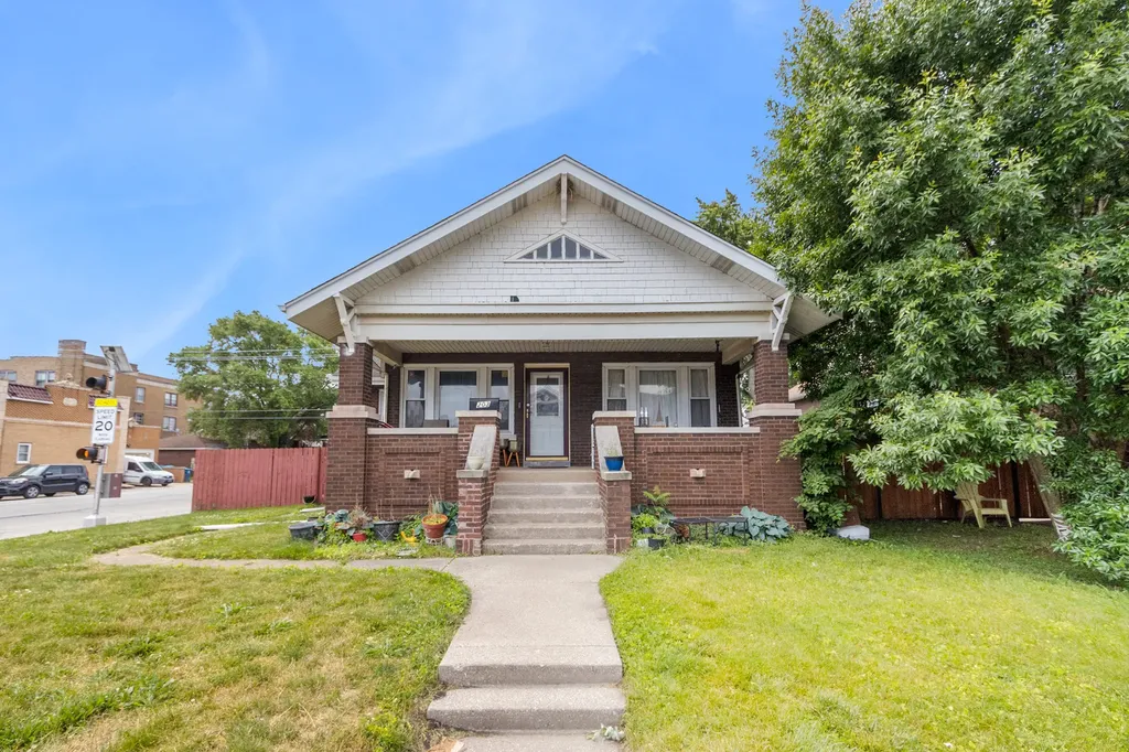 203 156TH Place Calumet City IL 60409