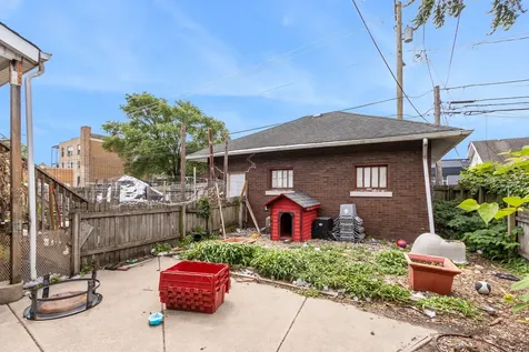 203 156TH Place Calumet City IL 60409
