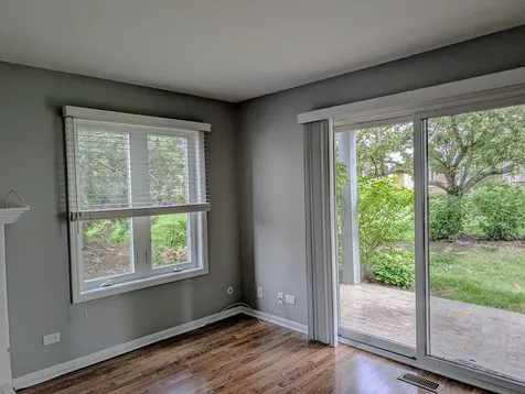 1541 North Kendal Court Arlington Heights IL 60004