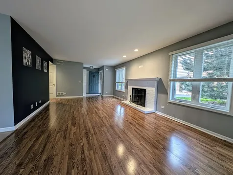 1541 North Kendal Court Arlington Heights IL 60004