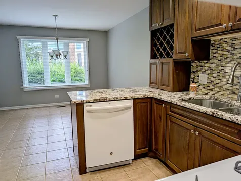1541 North Kendal Court Arlington Heights IL 60004