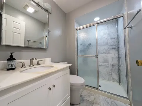 1541 North Kendal Court Arlington Heights IL 60004