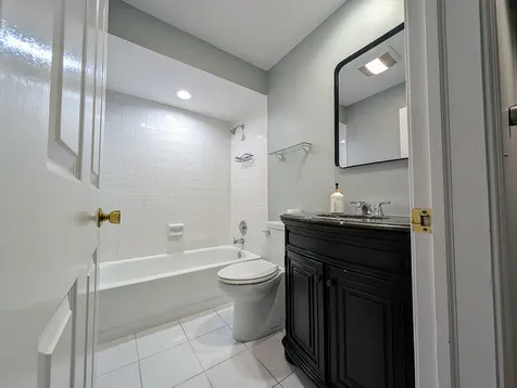 1541 North Kendal Court Arlington Heights IL 60004