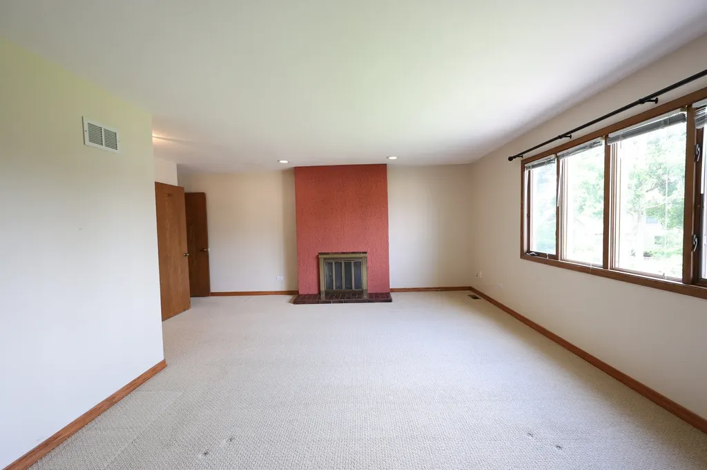 8315 Helen Court Downers Grove IL 60516