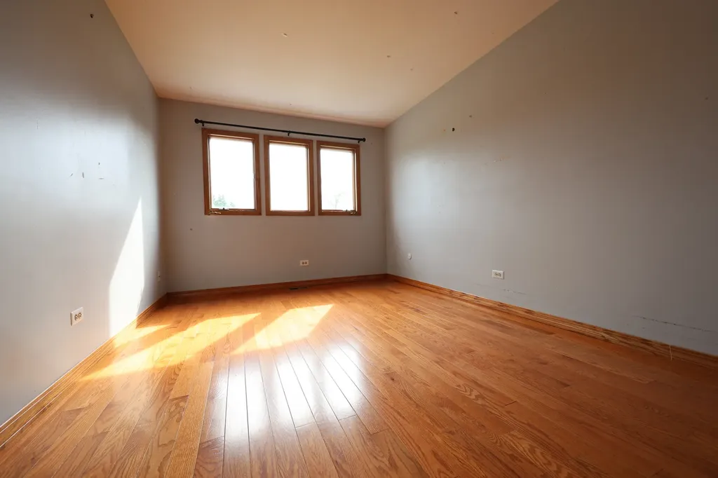 8315 Helen Court Downers Grove IL 60516