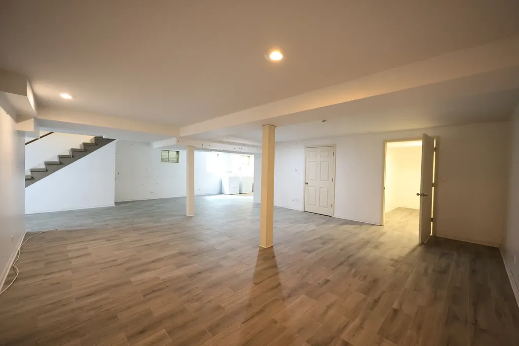 8315 Helen Court Downers Grove IL 60516