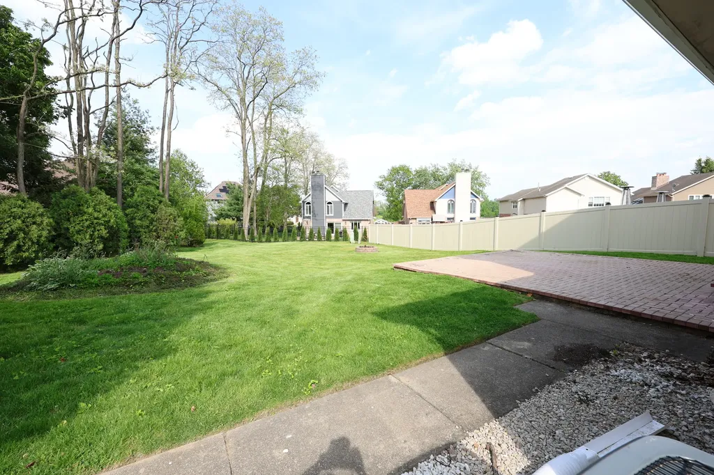 8315 Helen Court Downers Grove IL 60516