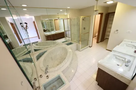 8315 Helen Court Downers Grove IL 60516