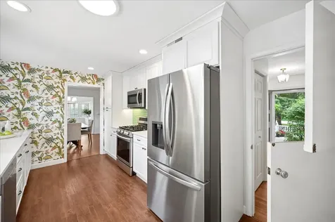 541 Dundee Road Glencoe IL 60022
