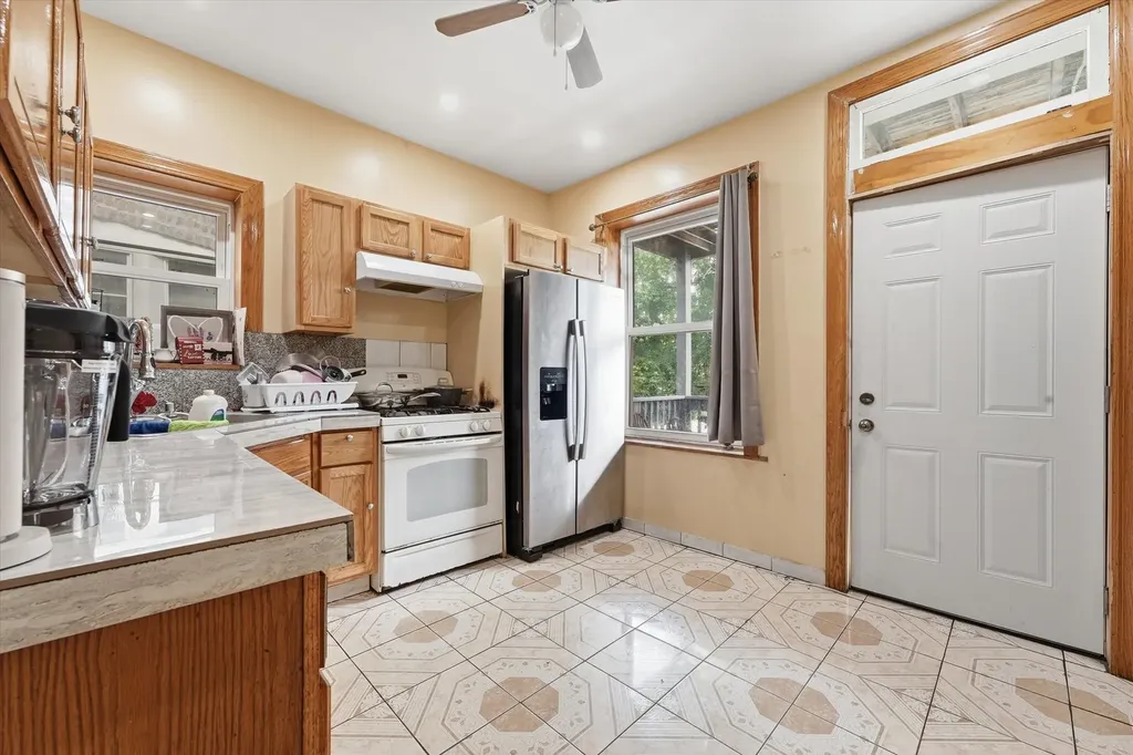 5106 West Fulton Street Chicago IL 60644