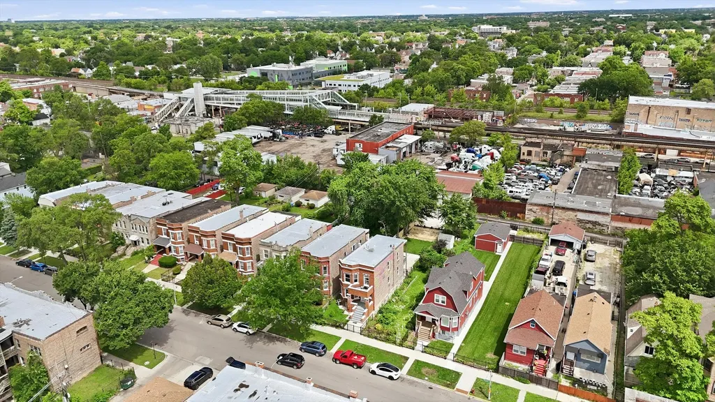 5106 West Fulton Street Chicago IL 60644