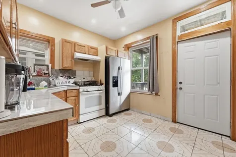 5106 West Fulton Street Chicago IL 60644