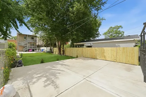 5106 West Fulton Street Chicago IL 60644