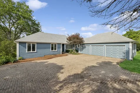 25725 North Oak Creek Circle Barrington IL 60010