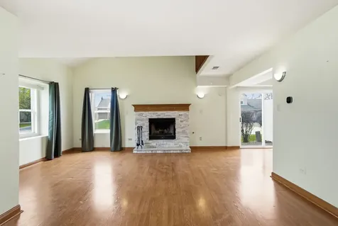 5610 West Von Avenue Monee IL 60449
