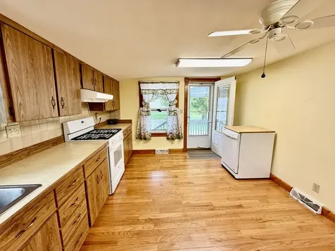 302 South Street Bradford IL 61421