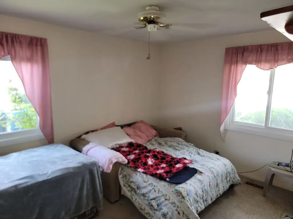 132 West Hartford Drive Schaumburg IL 60193