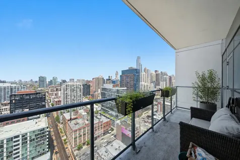 303 West Ohio Street Chicago IL 60654