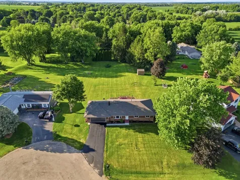 8063 Clearview Drive Rockford IL 61102