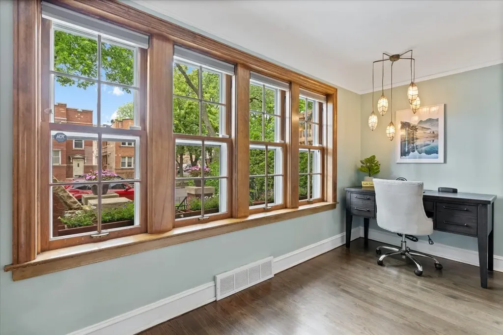 6455 North Talman Avenue Chicago IL 60645